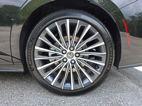 New 2026 Lexus ES 350e FWD image 15