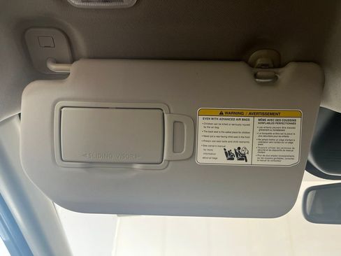 Used 2025 Nissan Rogue Platinum AWD/4WD image 78