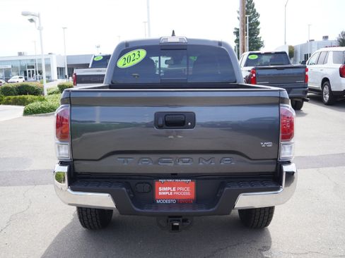 Used 2023 Toyota Tacoma TRD Off-Road AWD/4WD image 10