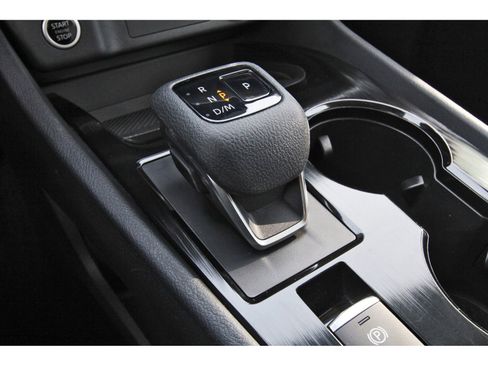 Used 2023 Nissan Rogue SV image 23