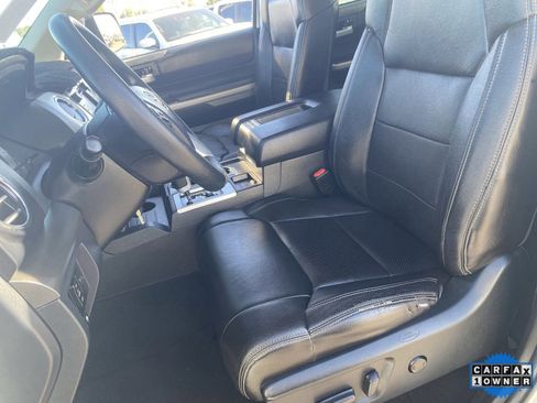 Used 2017 Toyota Tundra SR5 w/ SR5 Upgrade Package image 21