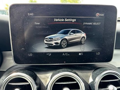 Used 2019 Mercedes-Benz GLC 300 4MATIC Coupe image 27