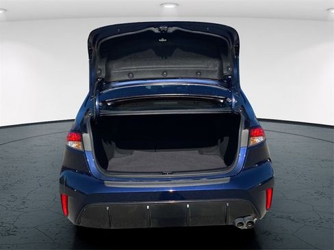 Used 2025 Toyota Corolla SE image 14