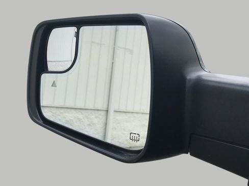 Used 2019 RAM 1500 Sport w/ Level 2 Equipment Group AWD/4WD image 17