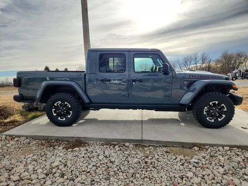New 2026 Jeep Gladiator Rubicon AWD/4WD image 2