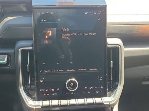 New 2026 GMC Yukon XL Denali w/ Sun & Power Step Package AWD/4WD image 23