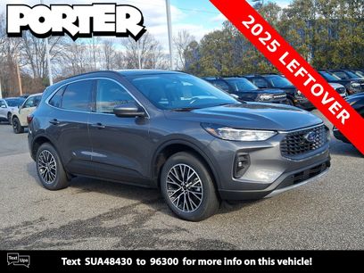 New 2025 Ford Escape SE w/ Class II Trailer Tow Package