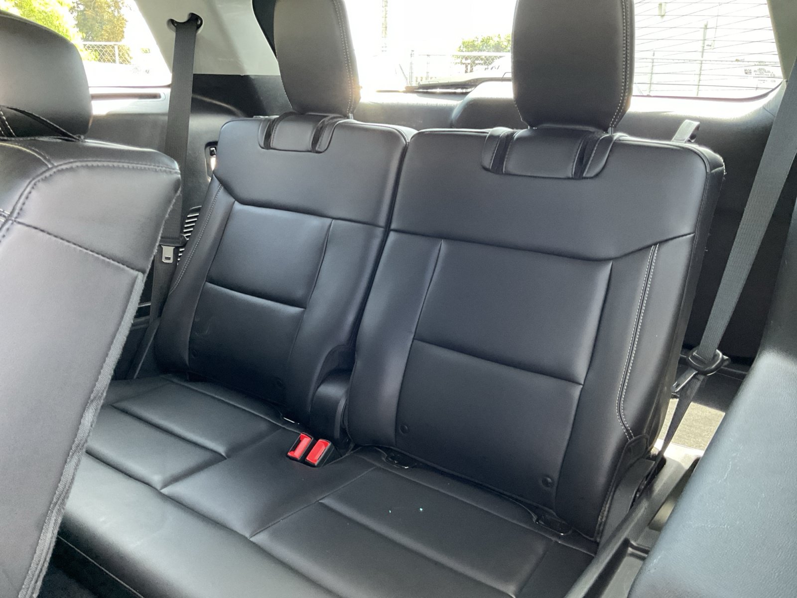Used 2023 Ford Explorer XLT w/ Equipment Group 202A RWD image 28
