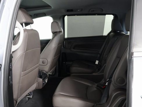 Used 2023 Honda Odyssey EX-L image 11