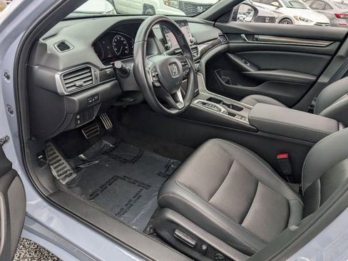 Certified 2022 Honda Accord Sport image 11
