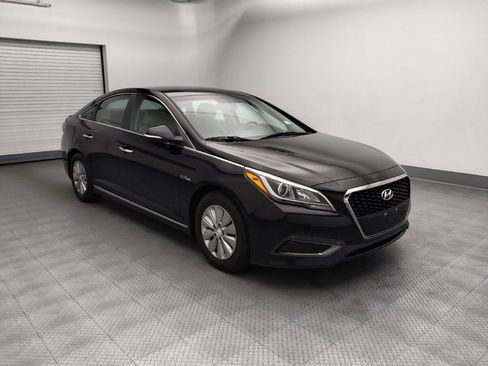 Used 2016 Hyundai Sonata SE FWD image 11