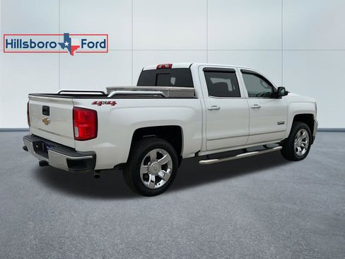 Used 2018 Chevrolet Silverado 1500 LTZ w/ Texas Edition AWD/4WD image 7