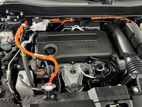 Used 2025 Honda CR-V Sport-L image 36