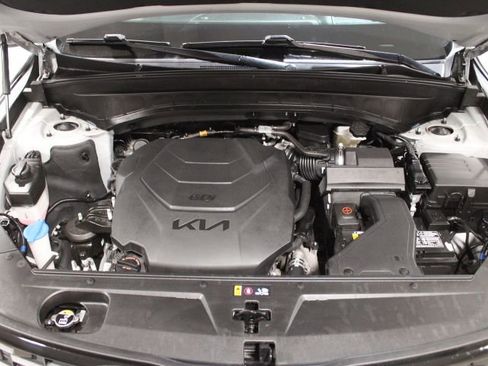 Used 2022 Kia Telluride SX w/ SX Prestige Package image 47