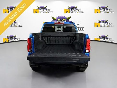 Used 2024 Chevrolet Colorado ZR2 w/ ZR2 Convenience Package III AWD/4WD image 26