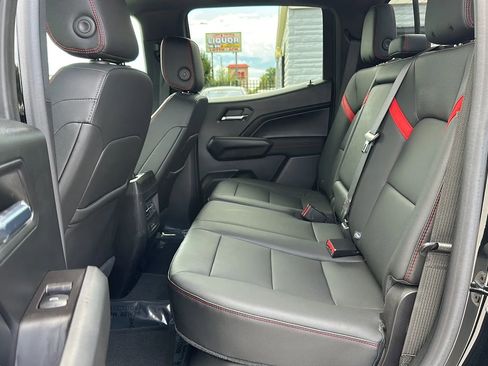 Used 2023 Chevrolet Colorado Z71 w/ Z71 Convenience Package 2 image 19