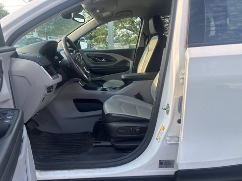 Used 2022 GMC Terrain SLT AWD/4WD image 7