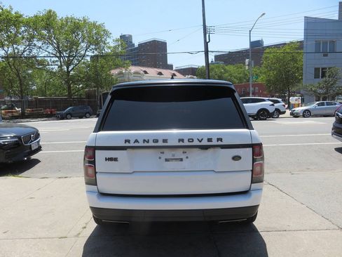 Used 2018 Land Rover Range Rover HSE AWD/4WD image 8