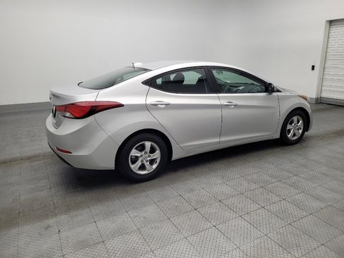 Used 2015 Hyundai Elantra SE image 10