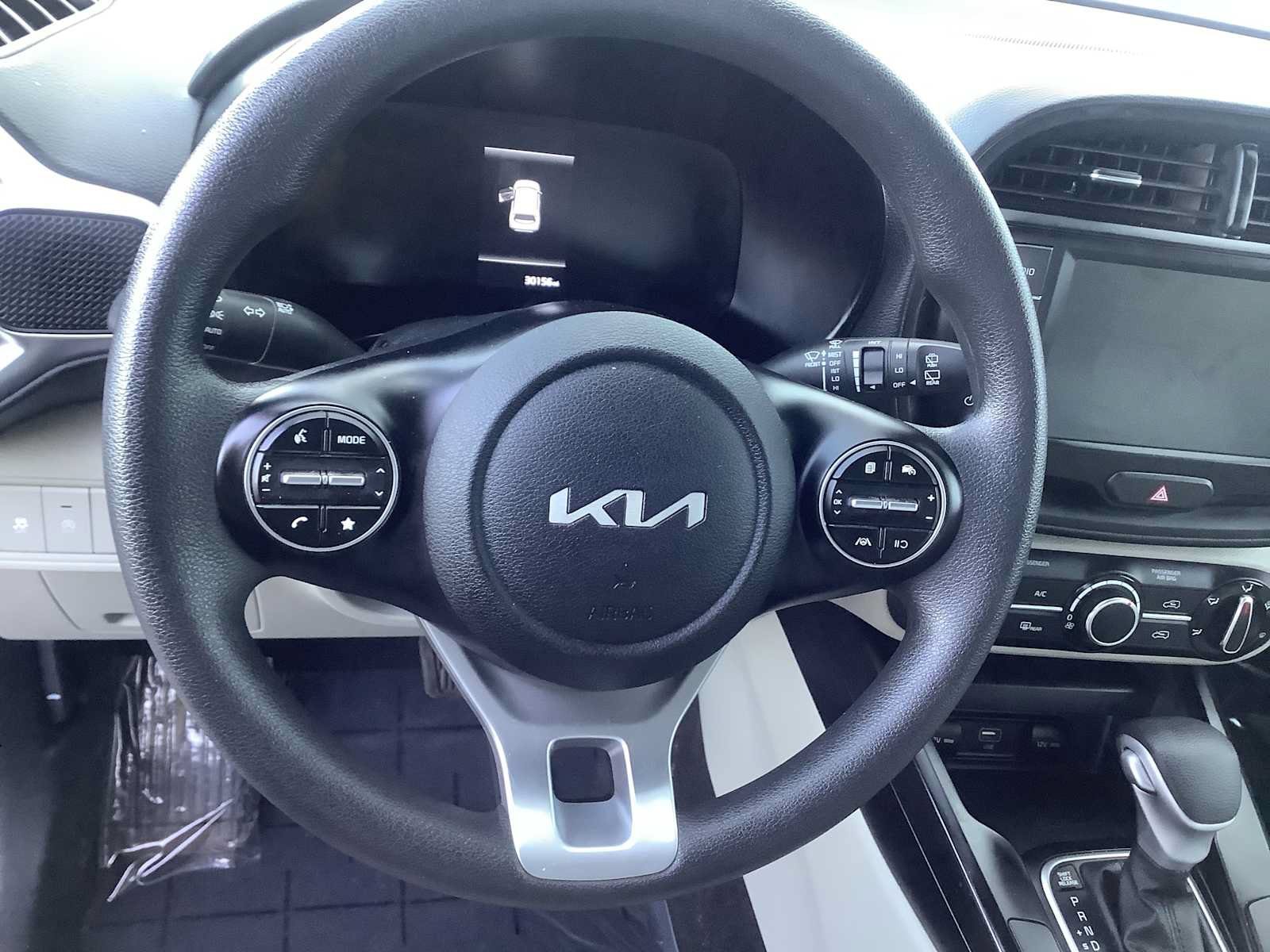 Used 2024 Kia Soul LX w/ Option Group 015 FWD image 15