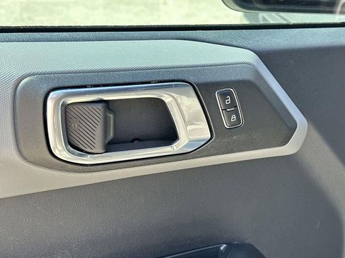 Used 2023 Ford Bronco Big Bend image 15