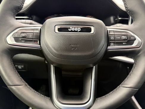 Used 2025 Jeep Compass Limited AWD/4WD image 43