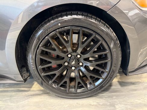Used 2017 Ford Mustang GT w/ GT Performance Package RWD image 25