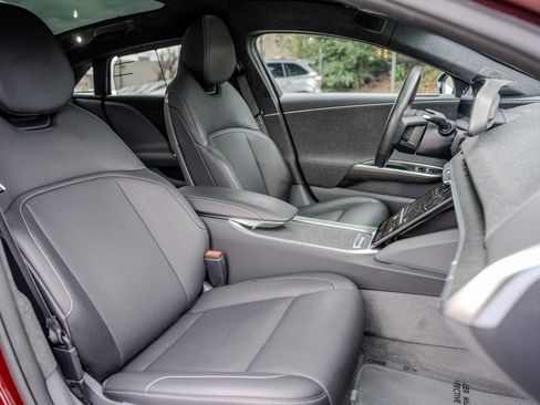 Used 2024 Lucid Air Touring image 22