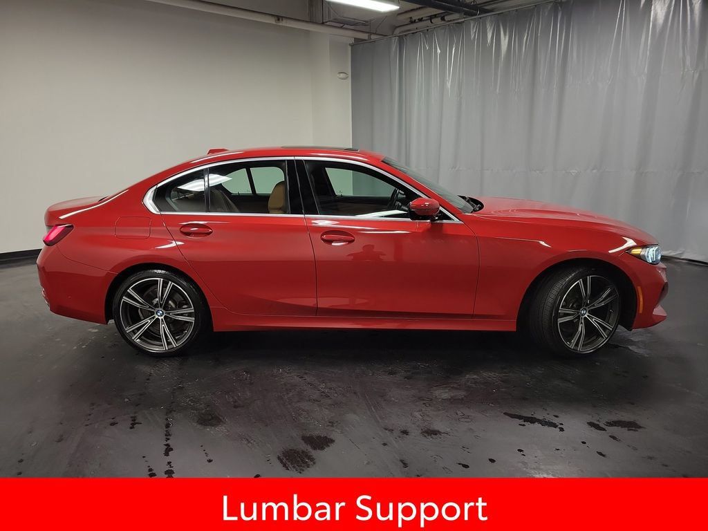 Used 2024 BMW 330i xDrive Sedan w/ Premium Package AWD/4WD image 9