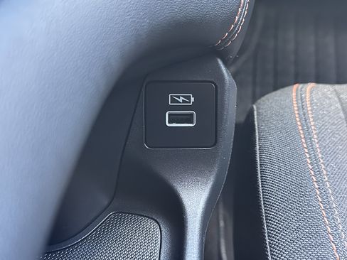 Used 2023 Honda HR-V Sport image 40