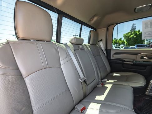 Used 2022 RAM 3500 Limited AWD/4WD image 35