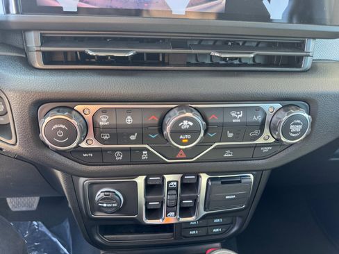 New 2026 Jeep Wrangler Sport S image 31