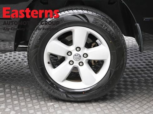 Used 2024 RAM 1500 Classic SLT RWD image 8