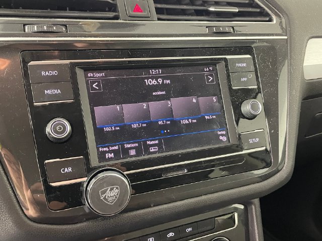 Used 2018 Volkswagen Tiguan S AWD/4WD image 7