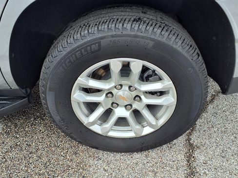 Used 2025 Chevrolet Tahoe LT AWD/4WD image 25