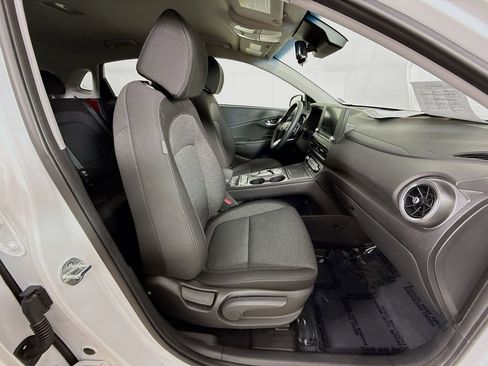 Used 2023 Hyundai Kona SE w/ Cargo Package FWD image 34