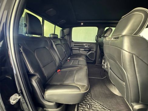 Used 2019 RAM 1500 Laramie AWD/4WD image 40
