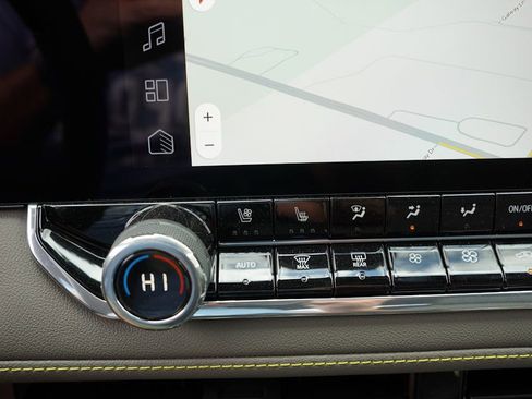 New 2026 Chevrolet Colorado ZR2 image 14