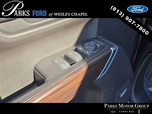 Used 2019 GMC Sierra 1500 SLT w/ SLT Premium Plus Package image 17