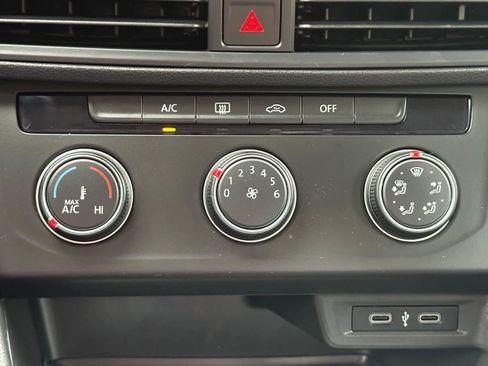 Used 2022 Volkswagen Jetta S FWD image 23