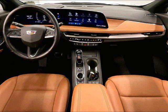 Used 2024 Cadillac XT4 Sport AWD/4WD image 18