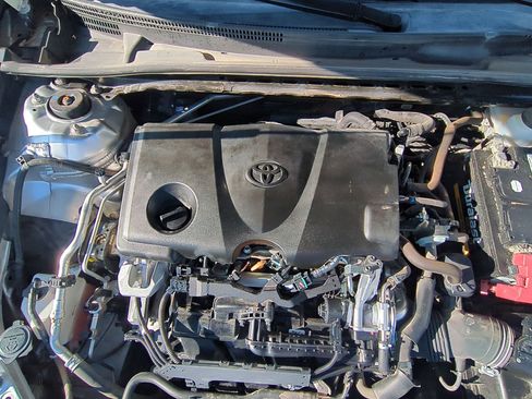 Used 2019 Toyota Camry XSE image 33