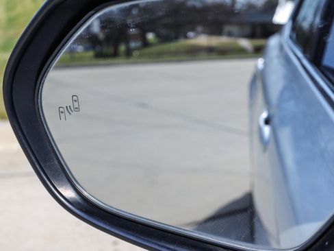 Used 2019 Toyota Camry XSE w/ Carpet Mat Package image 16