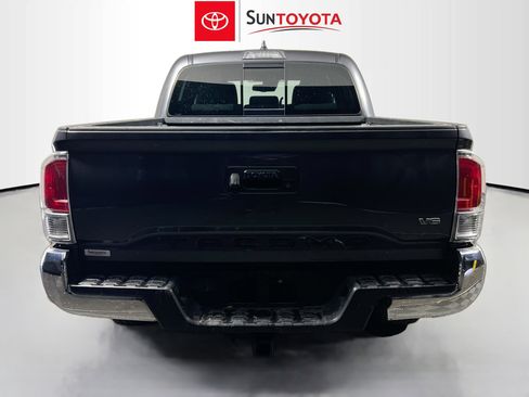 Used 2023 Toyota Tacoma TRD Off-Road image 5