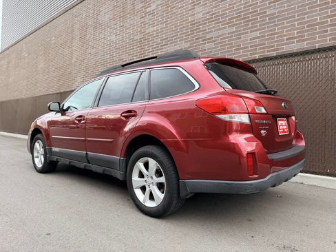 Used 2013 Subaru Outback 2.5i Premium image 2
