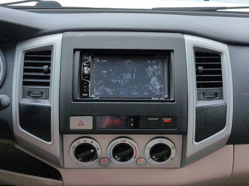 Used 2008 Toyota Tacoma PreRunner RWD image 17