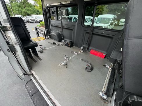 Used 2016 RAM ProMaster 2500 w/ Premium Appearance Group FWD image 26