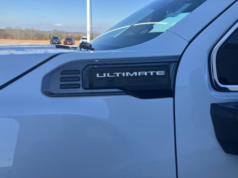 New 2026 GMC Sierra 2500 Denali Ultimate image 3