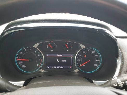 Used 2023 Chevrolet Traverse LT AWD/4WD image 24