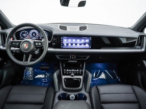 New 2026 Porsche Cayenne image 15